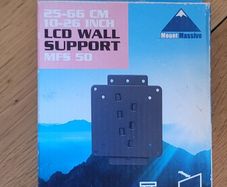Free Mount Massive MFS50 Universal LCD/Plasma TV Wall Mount Bracket (10" - 26" TV)