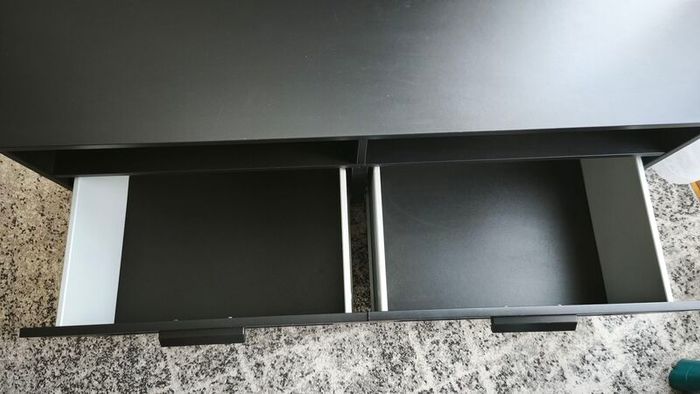 TV bench