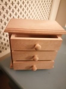 Miniature drawers jewellery box