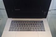 Apple MacBook Pro 15 A1707
