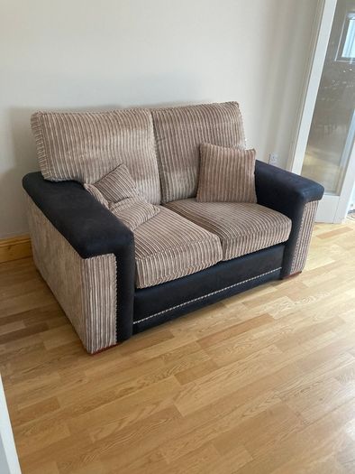 Sofa - Couch - 2 Seater