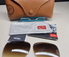 Original Ray Ban Sunglass Lenses with Case  New Condition
