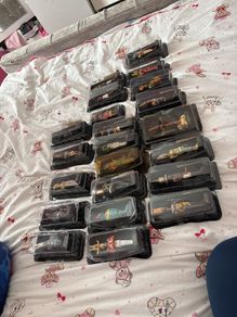 figurines
