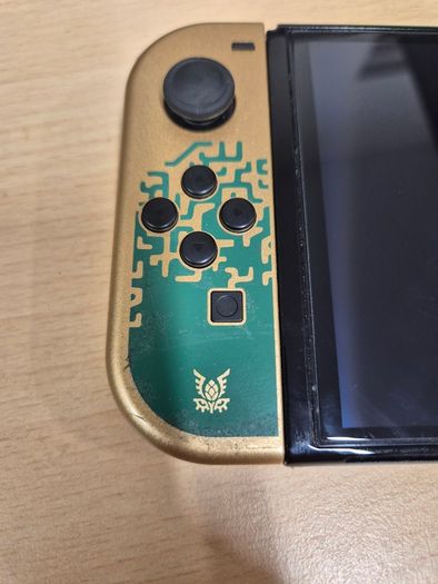 Nintendo Switch OLED: Tears of the Kingdom edition