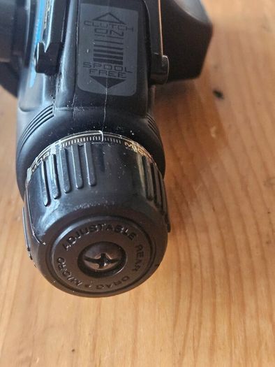 Daiwa BR2650X graphite baitrunner/spinning fishing reel with a 4.9:1 gear ratio. IN GOOD CONDITION.  SEE PHOTOS FOR SAME