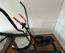 Body style M5340 Cross Trainer