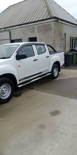 Isuzu