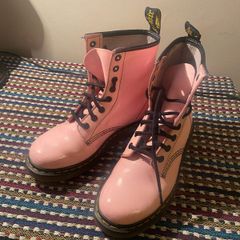 Dr martens pink boots