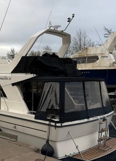 Princess 35