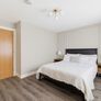 kingsize bed Image 2
