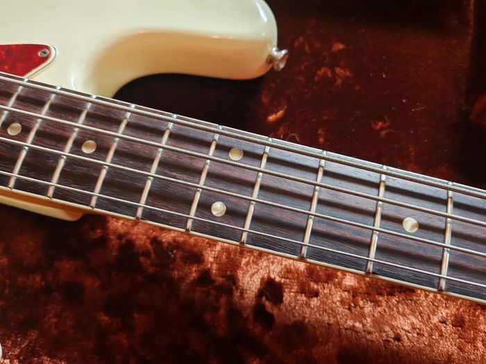Vintage 1966 Fender Jazz Bass