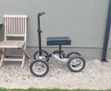 Knee Scooter /Walker