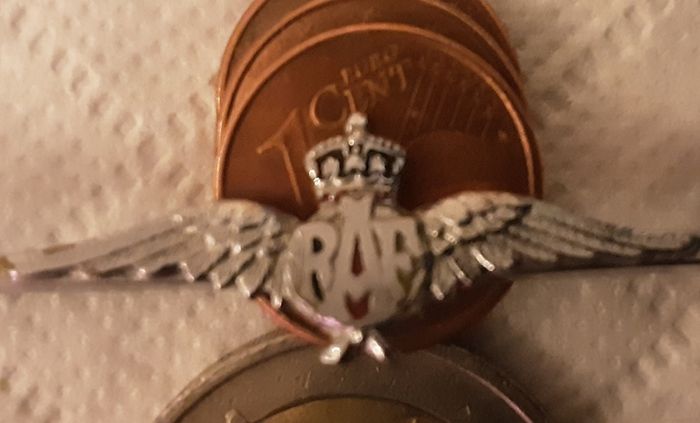 white metal sweet heart brooch,  militaria