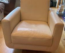 Natuzzi Italsofa Leather Swivel Armchair