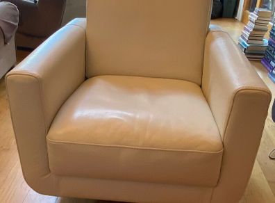 Natuzzi Italsofa Leather Swivel Armchair