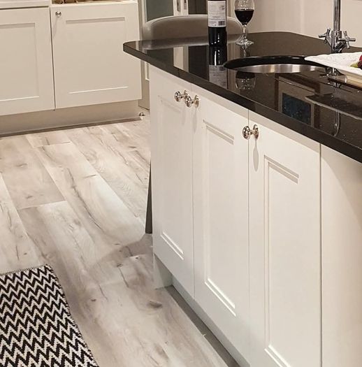 oak laminate flooring