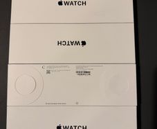 Apple Watch SE 2,40mm (IRISH STOCK)Brand New Sealed 1 year Apple warranty RECEIPT