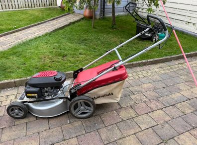MountField Lawnmower