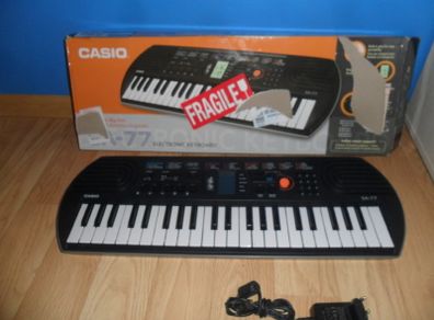 Children's synthesizer Casio SA-77