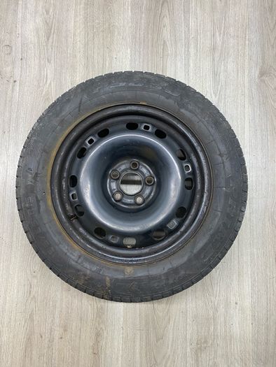 2016 Volkswagen POLO spare wheel TYRES