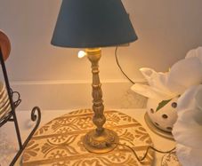 Pretty Vintage Small Table Lamp