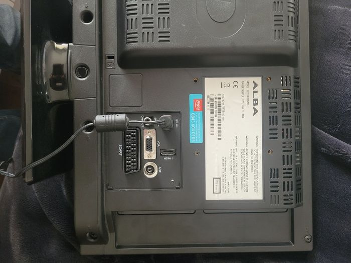 Alba TV with built in DVD player