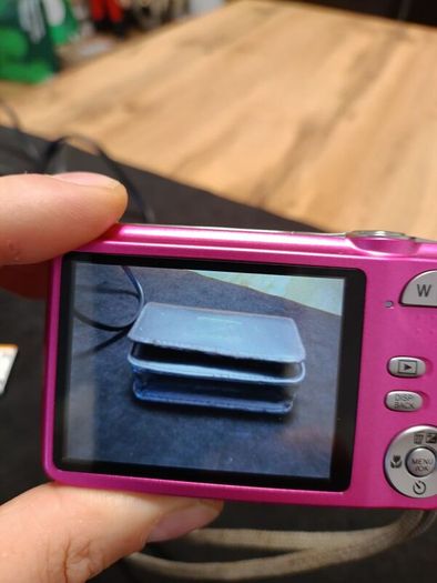 Fujifilm Finepix JV210 digital camera 14.0MP