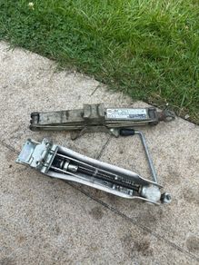 scissor jack
