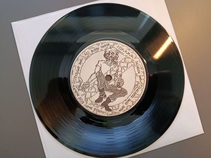 Neos-Hassibah Gets The Martian Brain Squeeze 7 Inch vinyl