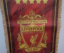 Steven Gerrard Signed Original Liverpool Gold Pennant Champions League 2005