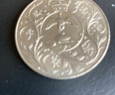 British Crown coin - Silver Jubilee of Queen Elizabeth II