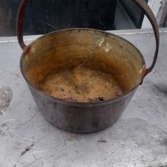 Antique Hanging Pot, Measurements are in the Photos,