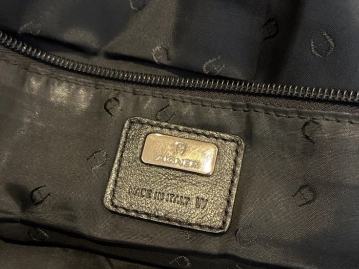 Stylish  Etienne Aigner Men's Leather and Nylon Messenger Bag Made in Italy