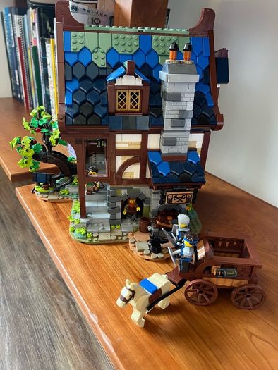 LEGO Medieval Blacksmith 21325