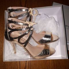 Carvela Gold Shoe Brand new in box never woren