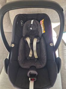 Maxi cosy I-Size car seat & Isofix base