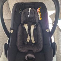 Maxi cosy I-Size car seat & Isofix base