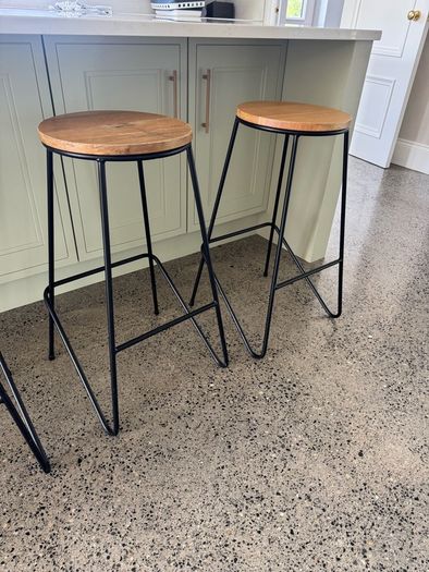 island stools