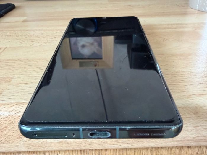 OnePlus 12 512GB 16GB RAM  Pristine Condition and Box plus 100W Fast Charger
