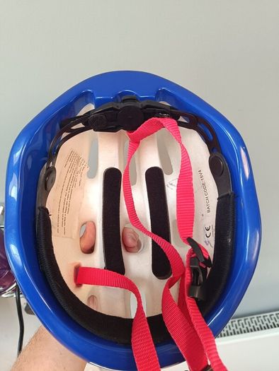 child's bicycle helmet Spiderman