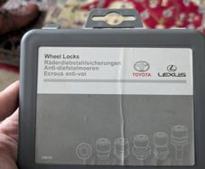 Car wheel locks