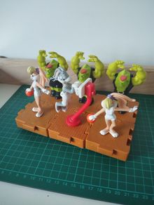 Space Jam McDonalds Toy Set  1990s Collectibles