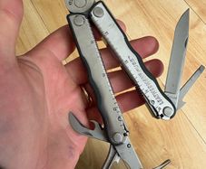leatherman fuse discontinued camping fishing hiking edc multitool edc USA made