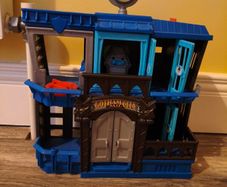 Imaginext Batman Playset Gotham City Jail