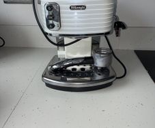coffee machine - de longhorn scultura