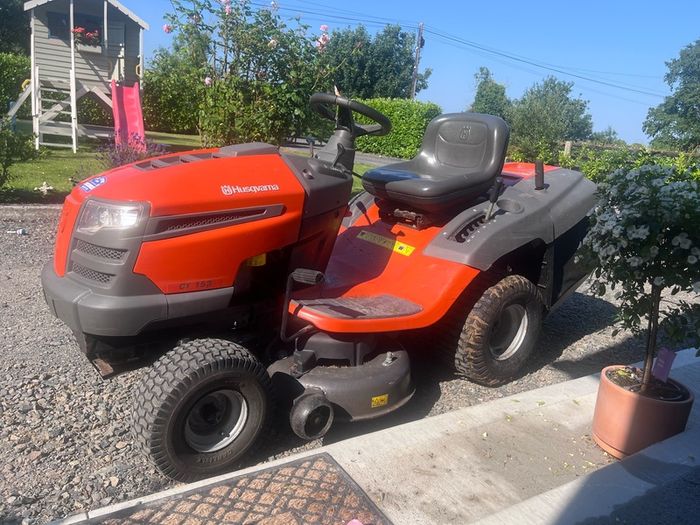 Ride on Lawnmover