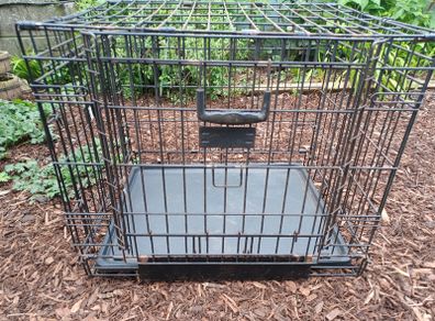 Dog crate