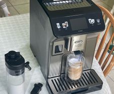 Delonghi Eletta Explore Coffee Machine