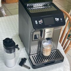 Delonghi Eletta Explore Coffee Machine