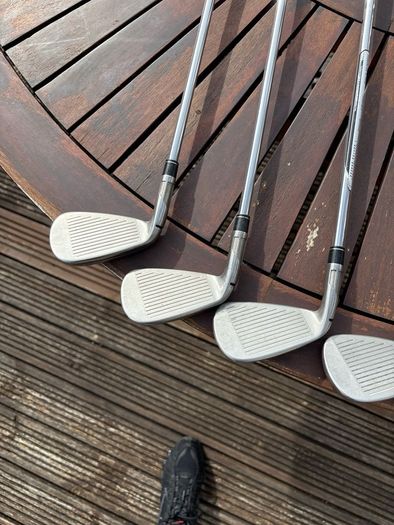 Taylormade Sim 2 max irons 5-pw &sw